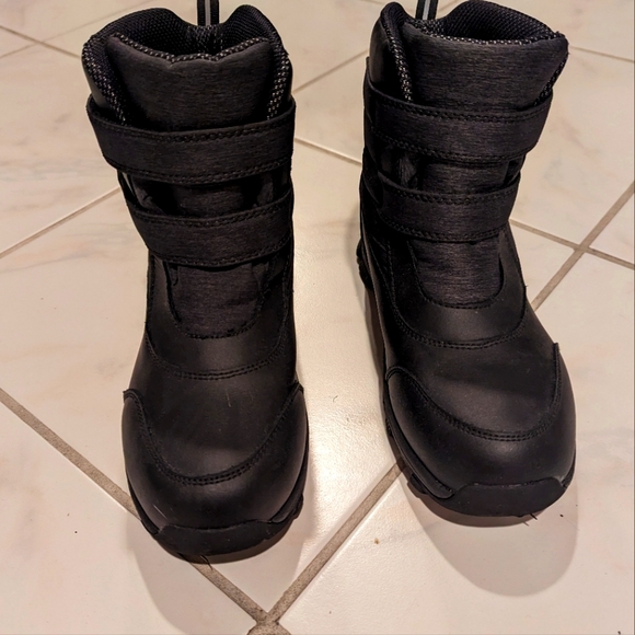 All in Motion Kids' Thermolite Waterproof Winter Boots Black - Picture 1 of 5